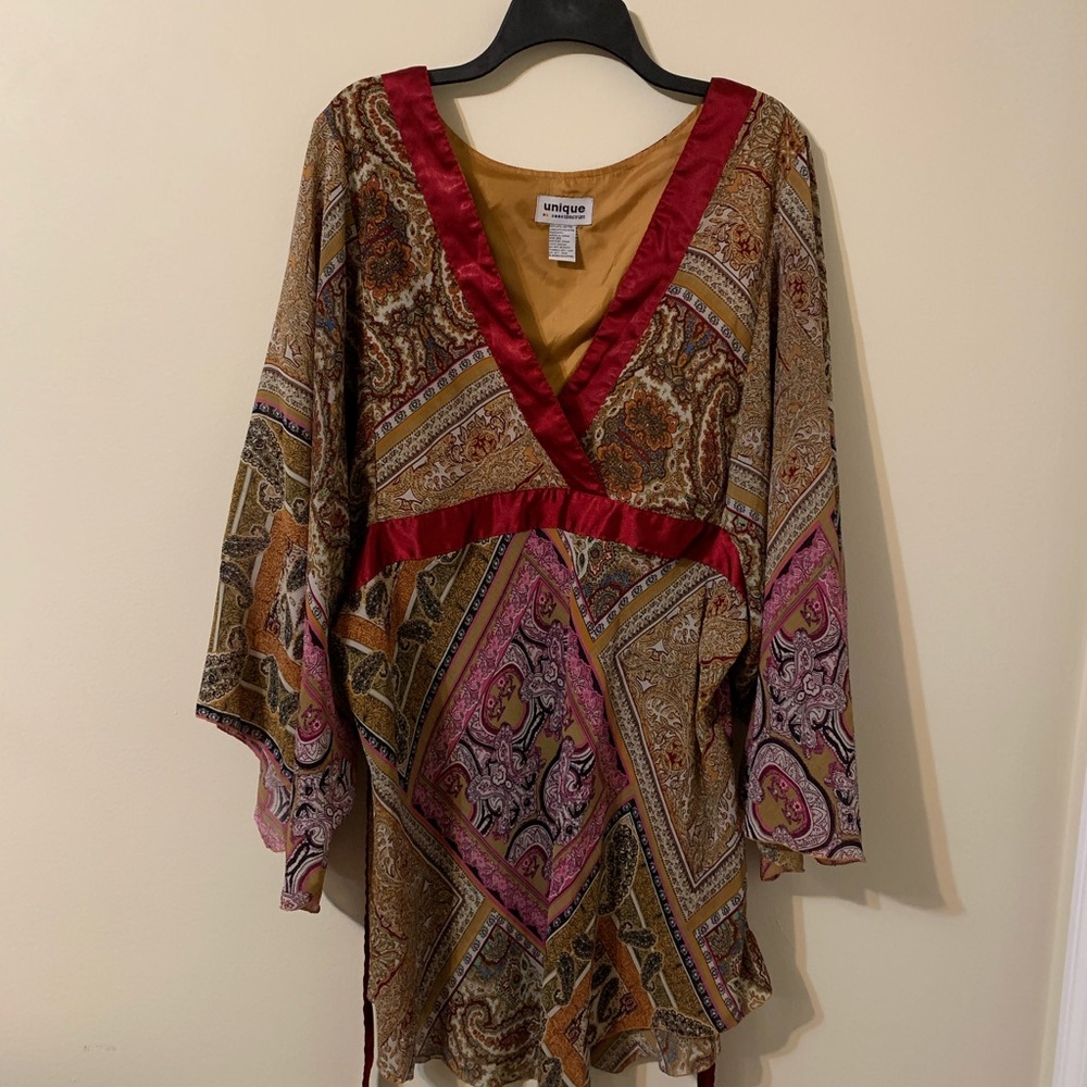 UNIQUE SPECTRUM Top, size 3X